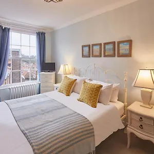Holiday home Host & - Austen House, Whitby