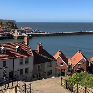 Holiday home Seacrest, Whitby